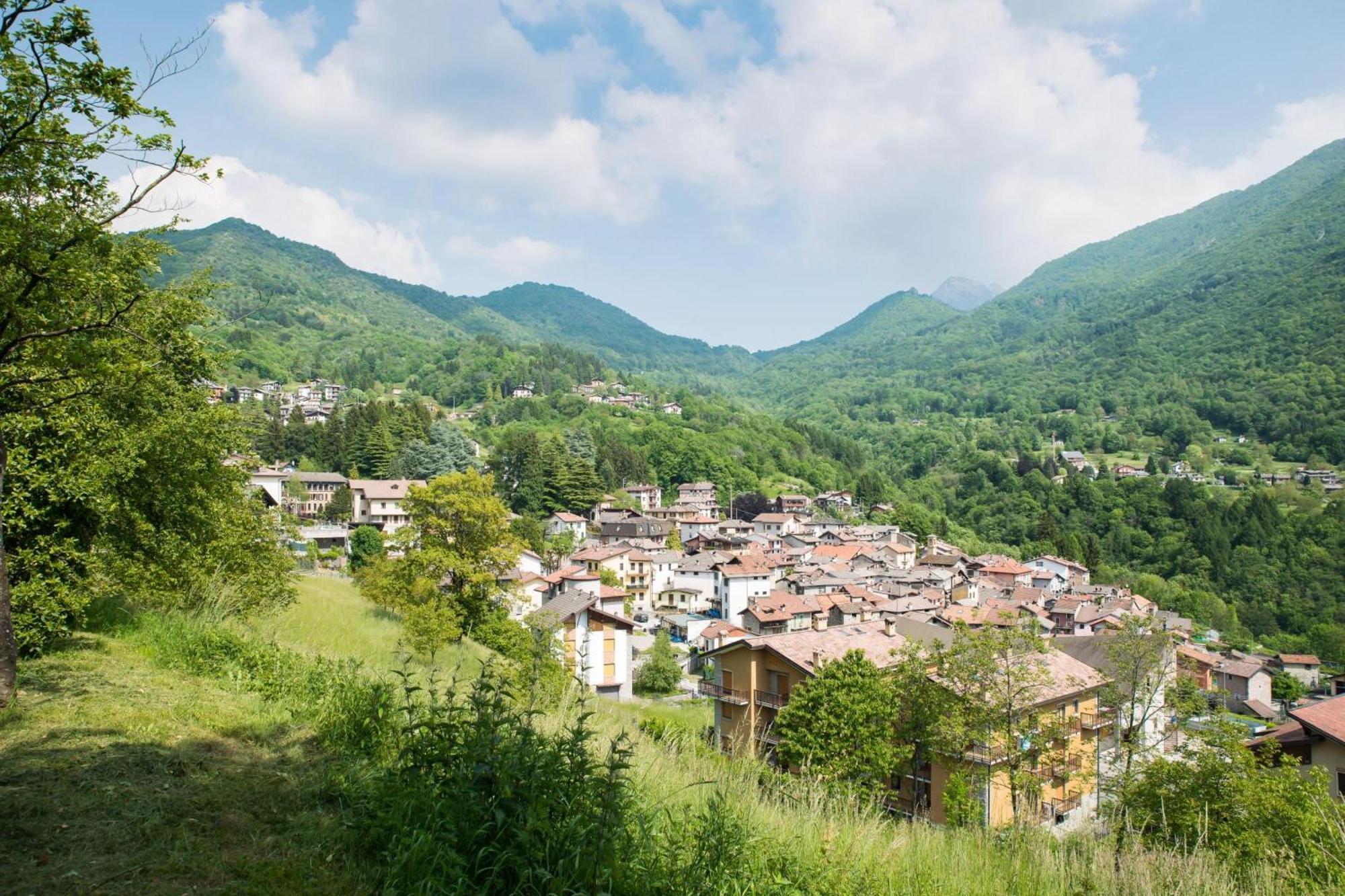Casa Busso - Happy Rentals Esino Lario Exterior foto